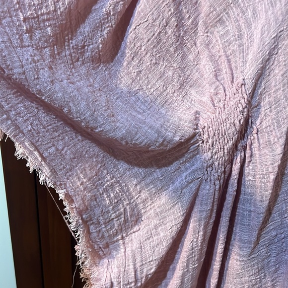 Vince Camuto Textured Shawl Cover Up - Picture 3 of 6